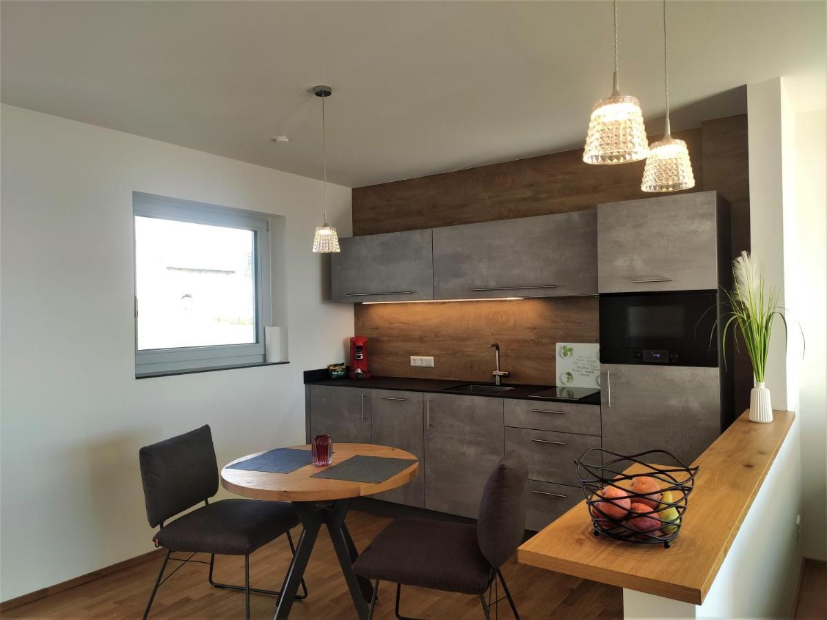Hecklers Seepanorama Appartements Uberlingen Extérieur photo